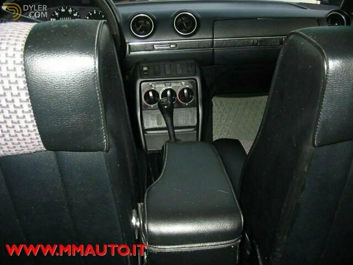 1979 Mercedes-Benz 200, foto 11