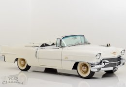 Cadillac Eldorado Biarritz Sonder Modell 1956 White Cadillac Eldorado Biarritz Sonder Modell 1956 White Car for Sale. 334323