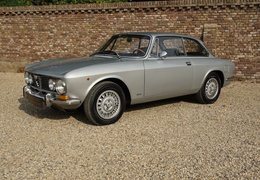Alfa Romeo 2000 GTV Bertone Coupe 1973 Grey Alfa Romeo 2000 GTV Bertone Coupe 1973 Grey Car for Sale. 399889