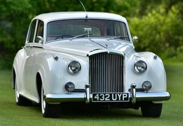 Bentley S2 Standard Steel Saloon Sedan / Saloon 1961 White Bentley S2 Standard Steel Saloon Sedan / Saloon 1961 White Car for Sale. 428298