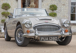 Austin-Healey 3000 Mk III BJ8 Phase II Cabriolet / Roadster 1966 Gold Austin-Healey 3000 Mk III BJ8 Phase II Cabriolet / Roadster 1966 Gold Car for Sale. 358290