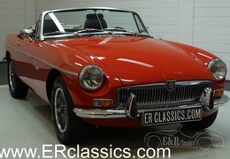 MG MGB Cabriolet V8 Cabriolet / Roadster 1977 Red MG MGB Cabriolet V8 Cabriolet / Roadster 1977 Red Car for Sale. 297157