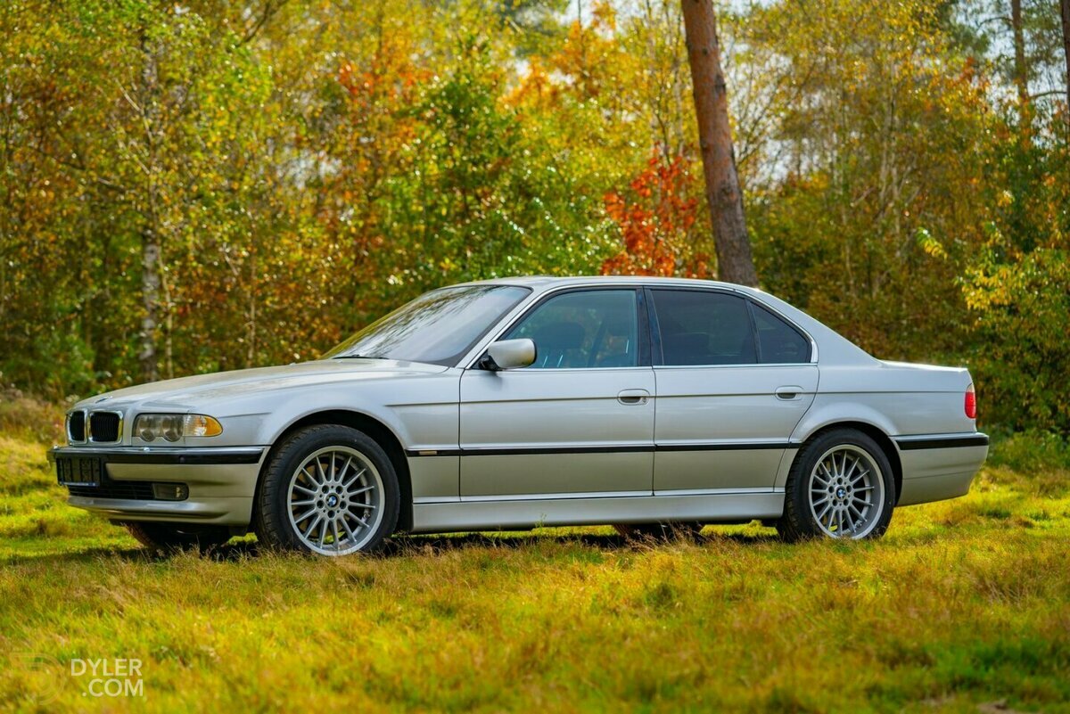 2000 BMW 750i V12 Sedan, foto 4