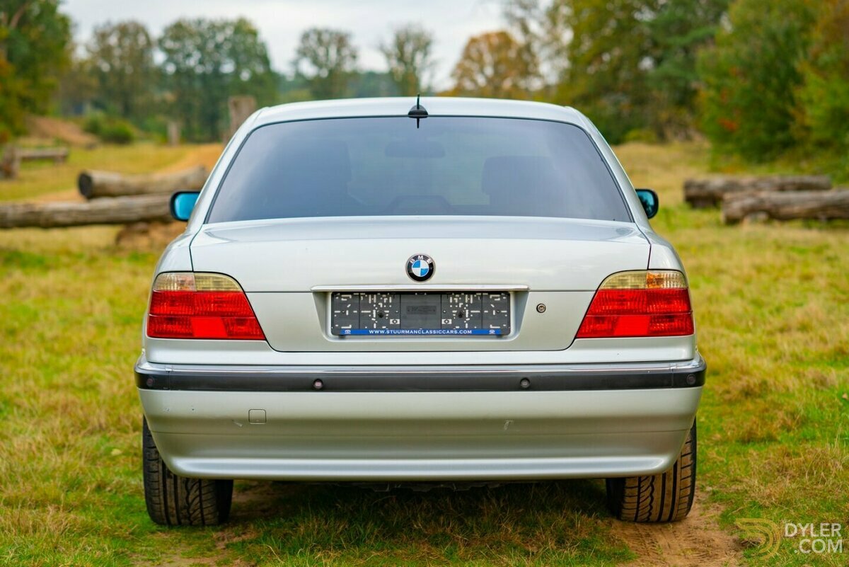 2000 BMW 750i V12 Sedan, foto 8