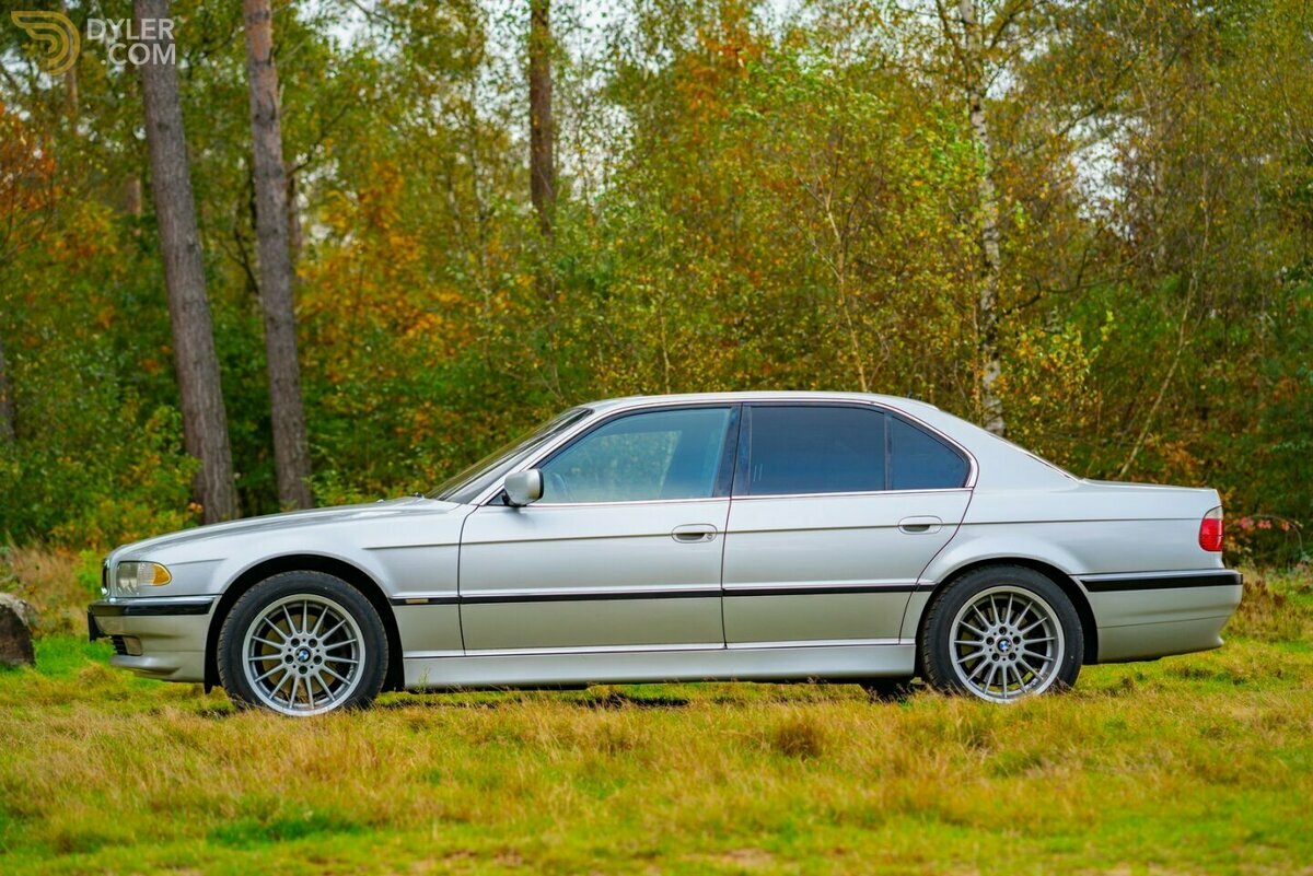 2000 BMW 750i V12 Sedan, foto 10