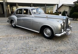 Rolls-Royce Silver Cloud I Sedan / Saloon 1958 Grey Rolls-Royce Silver Cloud I Sedan / Saloon 1958 Grey Car for Sale. 240242