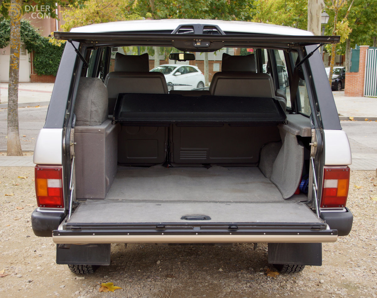 ... Land Rover Range Rover Vogue SE 3.9 V8 EFI Manual SUV 1992 Silver Car for Sale