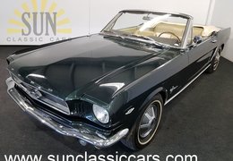 Ford Mustang Convertible V8 Cabriolet / Roadster 1965 Green Ford Mustang Convertible V8 Cabriolet / Roadster 1965 Green Car for Sale. 240157
