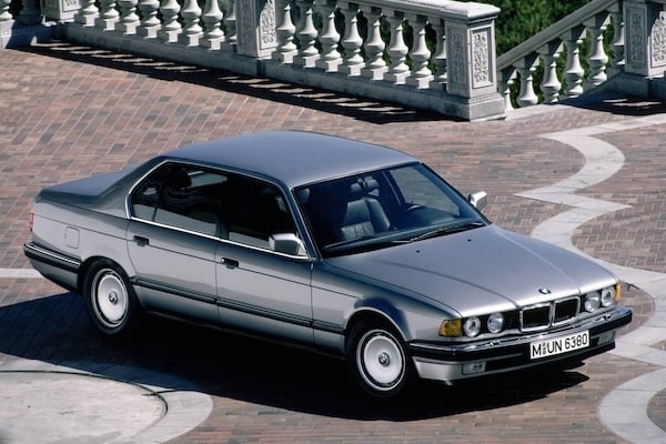 The BMW E32 7 series and the strange gravity of modern classics