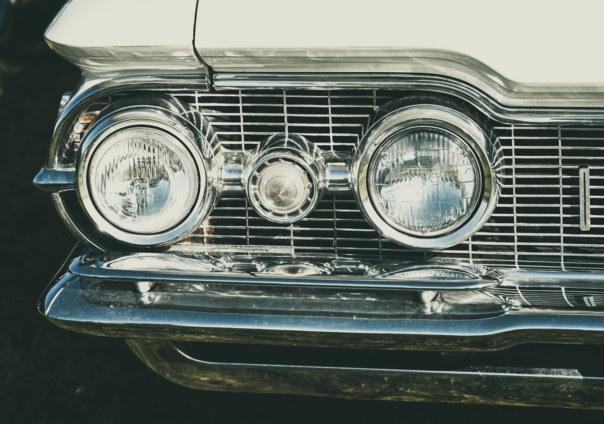 Classic car interior video demonstration