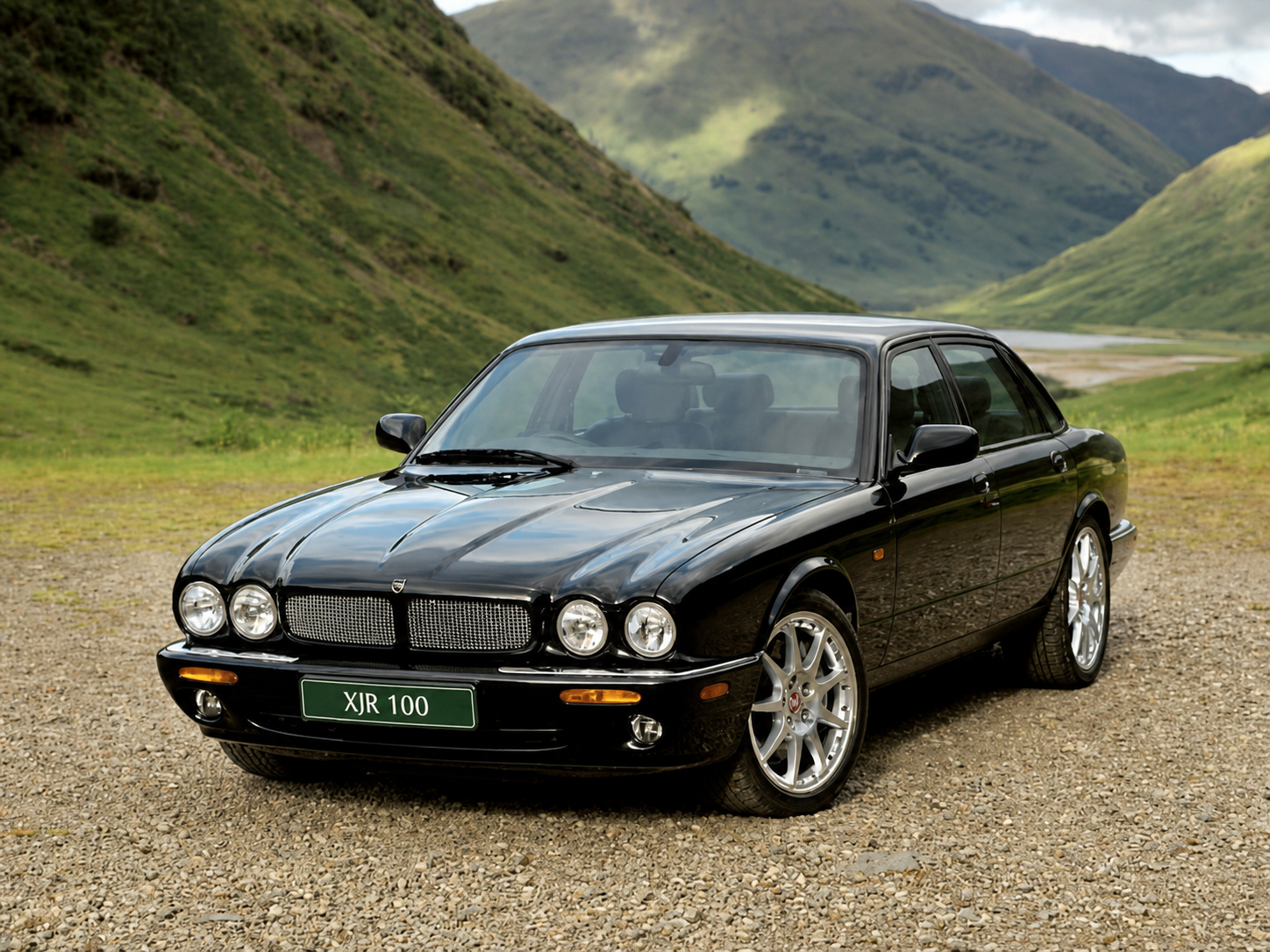 Il fascino misterioso delle Jaguar X300 e X308